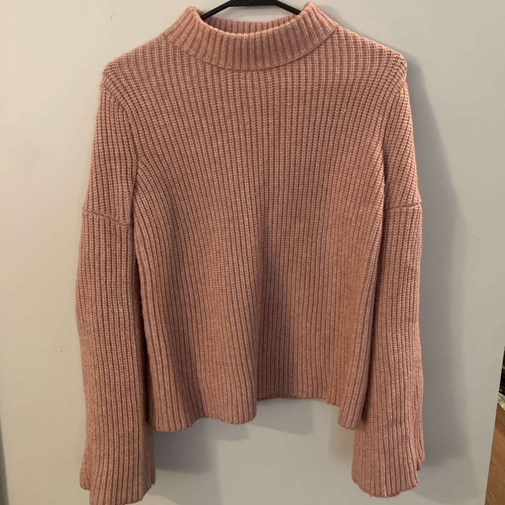 Ever eve pink sweater size S